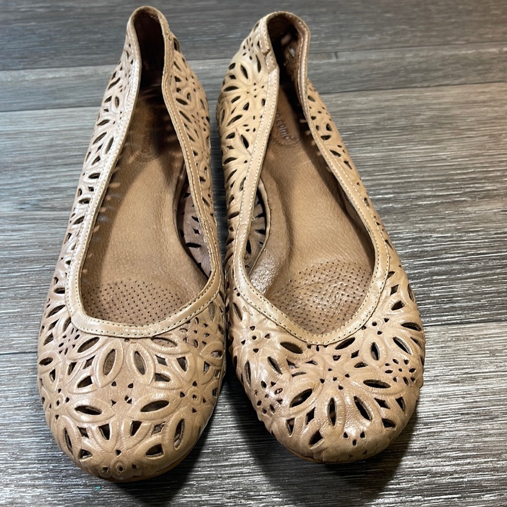 Corso como leather flats size 10 (f118)